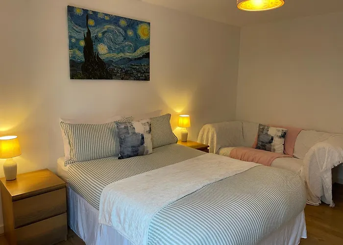 2 Bed, 2 Bath Apartment In Guildford Town Centre With Parking!